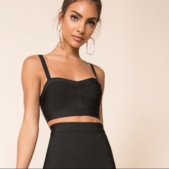 ❌SOLD❌ superdown Emilia TOP in Black Small - Picture 2 of 7